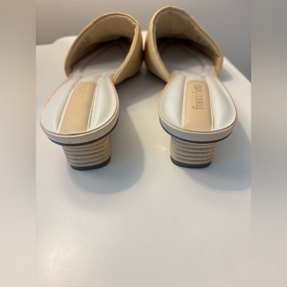 Franco Sarto Womens Oasis Mule Beige Size 6.5 Slip On Shoe - Picture 2 of 3